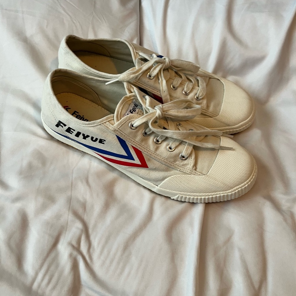 Feiyue Cream Sneakers with Red and Blue Details